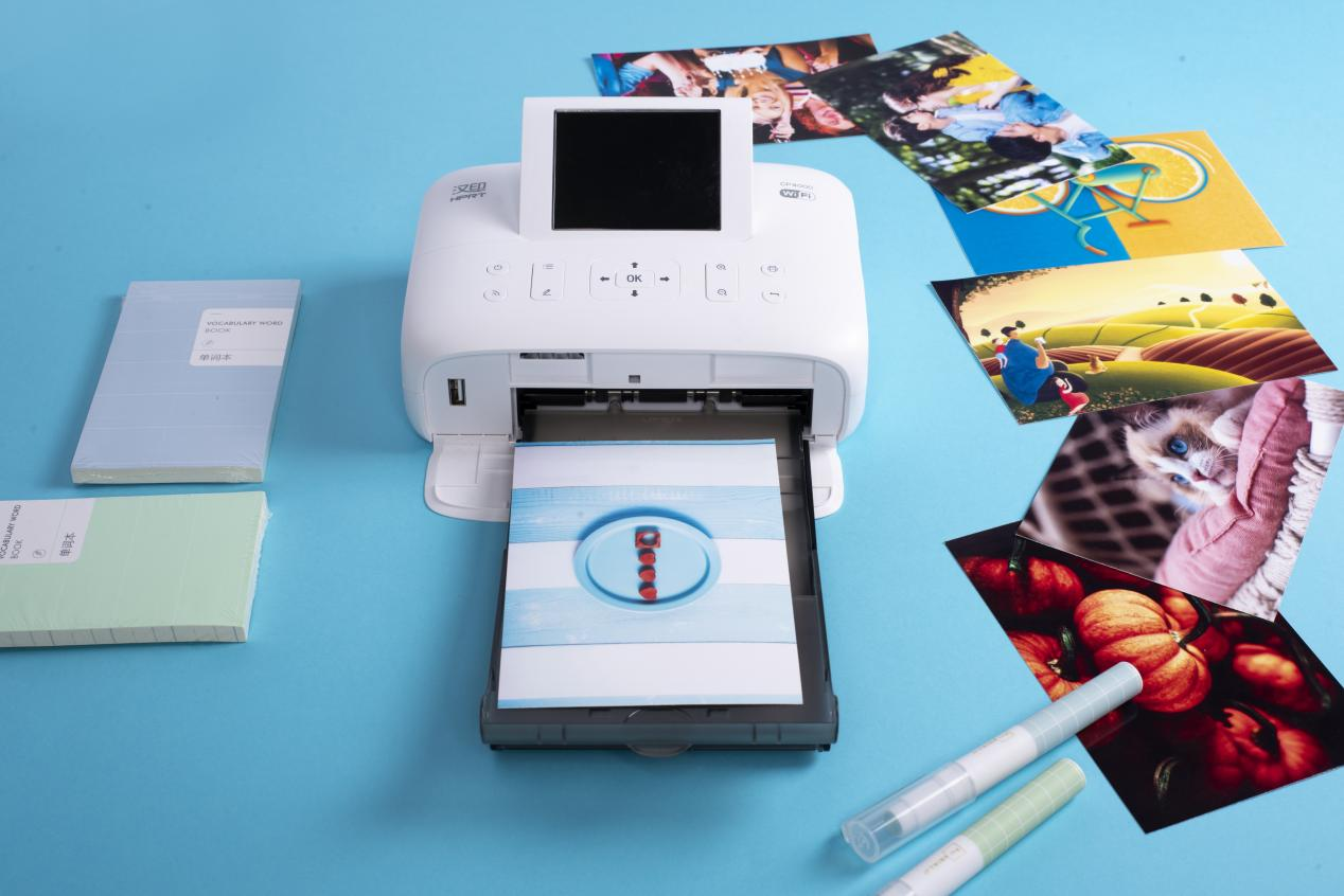 Impresión de alta calidad de la pequeña impresora fotográfica cp4000. PNG